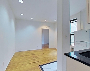 East 5th Street - Photo Thumbnail 1