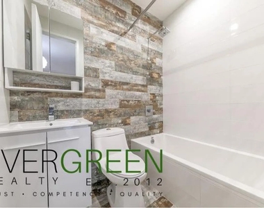 1285 Madison Street - Photo Thumbnail 3