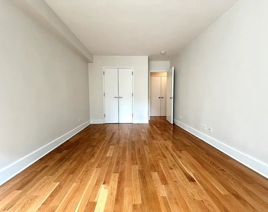 West 96th Street - Photo Thumbnail 10