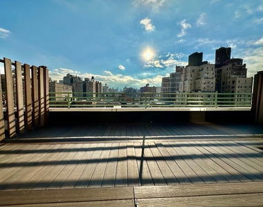 West 96th Street - Photo Thumbnail 10