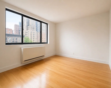 West 96th Street - Photo Thumbnail 2