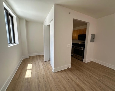 West 96th Street - Photo Thumbnail 2