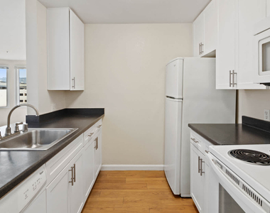 6401 Shellmound St. - Photo Thumbnail 1