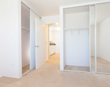6401 Shellmound St. - Photo Thumbnail 17