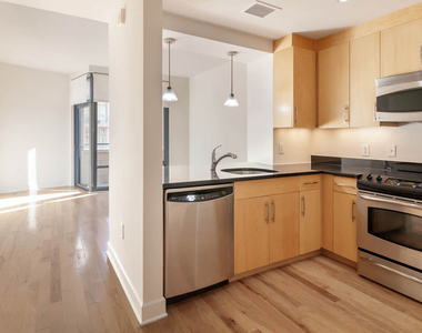 425 Massachusetts Avenue Nw - Photo Thumbnail 5