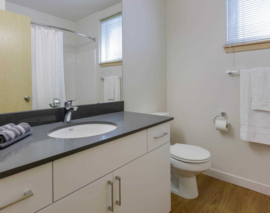 130 Harvard Avenue East - Photo Thumbnail 15