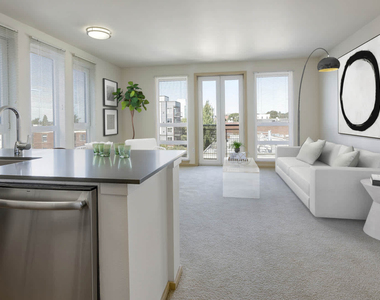 130 Harvard Avenue East - Photo Thumbnail 9