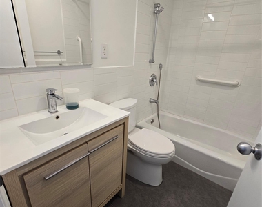 240-29 70 Avenue - Photo Thumbnail 11