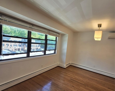 240-29 70 Avenue - Photo Thumbnail 6