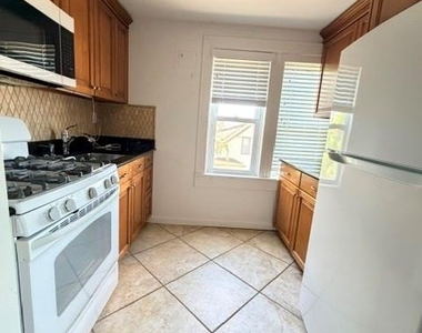 48 Hudson Terrace - Photo Thumbnail 1