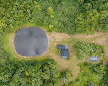 1667 Shandelee Road - Photo Thumbnail 34