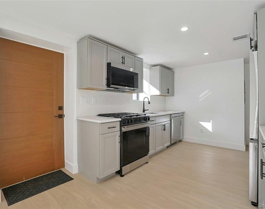 229 Piermont Avenue - Photo Thumbnail 16
