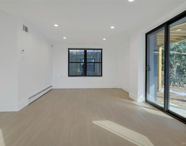 229 Piermont Avenue - Photo Thumbnail 9