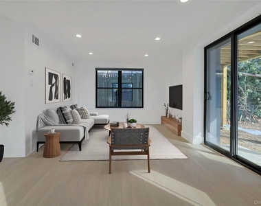 229 Piermont Avenue - Photo Thumbnail 6