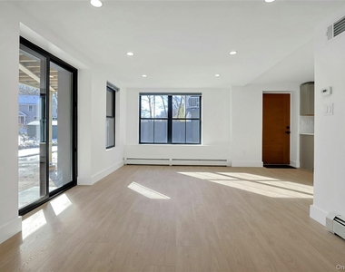 229 Piermont Avenue - Photo Thumbnail 7