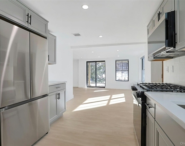 229 Piermont Avenue - Photo Thumbnail 12