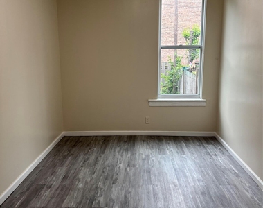 204 South Street - Photo Thumbnail 5
