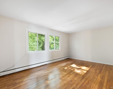 78 Roosevelt Drive - Photo Thumbnail 5
