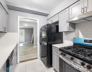 78 Roosevelt Drive - Photo Thumbnail 13