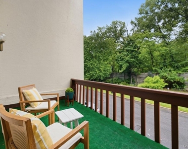 359 N Greeley Avenue - Photo Thumbnail 17