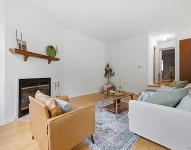 359 N Greeley Avenue - Photo Thumbnail 9
