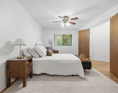 359 N Greeley Avenue - Photo Thumbnail 13