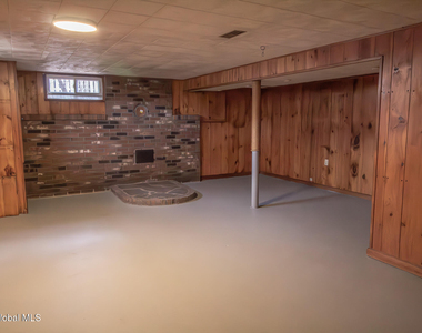 27 Hanifin Avenue - Photo Thumbnail 9
