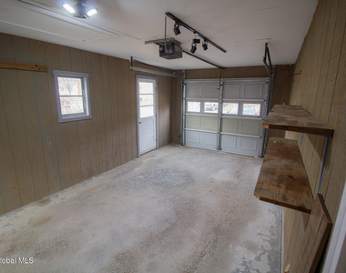 27 Hanifin Avenue - Photo Thumbnail 11