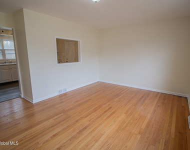 27 Hanifin Avenue - Photo Thumbnail 1