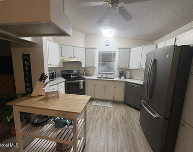 932 Chula Court - Photo Thumbnail 5