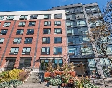 360 Smith Street - Photo Thumbnail 6