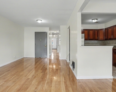 103-10 92nd Street - Photo Thumbnail 1