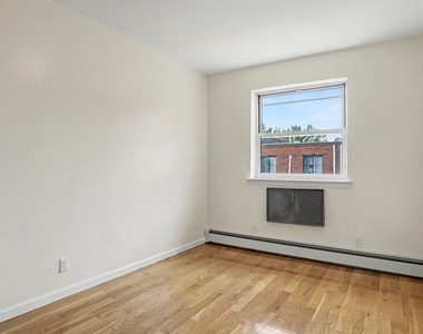 103-10 92nd Street - Photo Thumbnail 12