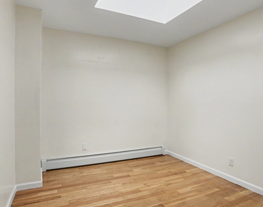 103-10 92nd Street - Photo Thumbnail 7