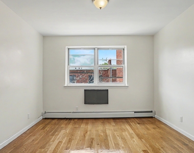 103-10 92nd Street - Photo Thumbnail 10