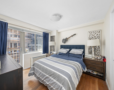 159 Bleecker Street - Photo Thumbnail 5