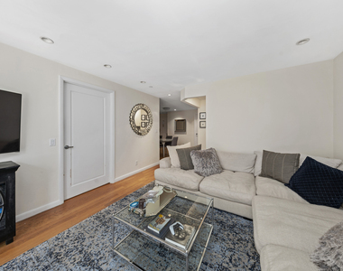 159 Bleecker Street - Photo Thumbnail 2