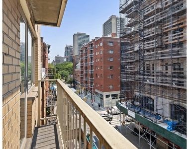 159 Bleecker Street - Photo Thumbnail 4