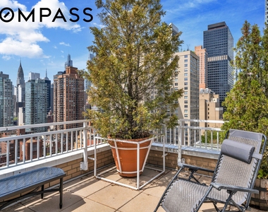 345 E 56th Street - Photo Thumbnail 13