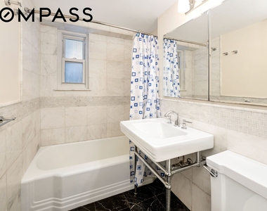 345 E 56th Street - Photo Thumbnail 11