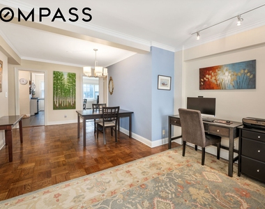 345 E 56th Street - Photo Thumbnail 5