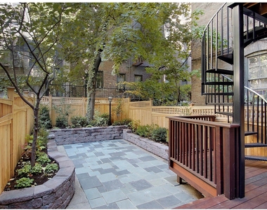 333 E 65th Street - Photo Thumbnail 8