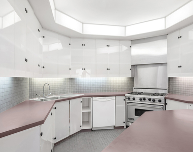 106 Spring Street - Photo Thumbnail 4