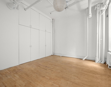 106 Spring Street - Photo Thumbnail 3