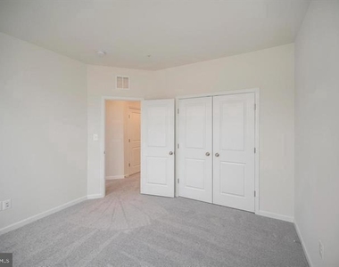 360 Coastal Avenue - Photo Thumbnail 19