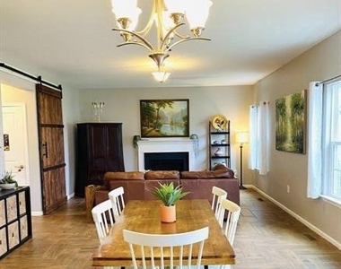 9411 Wood Creek Circle - Photo Thumbnail 8