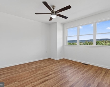966 Orchard Ridge Place - Photo Thumbnail 24