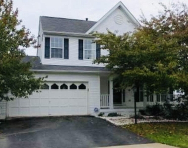 2911 Hickory Creek Court - Photo Thumbnail 8
