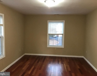 7078 Token Valley Road - Photo Thumbnail 16