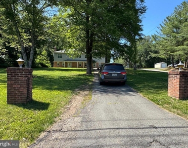 7078 Token Valley Road - Photo Thumbnail 28